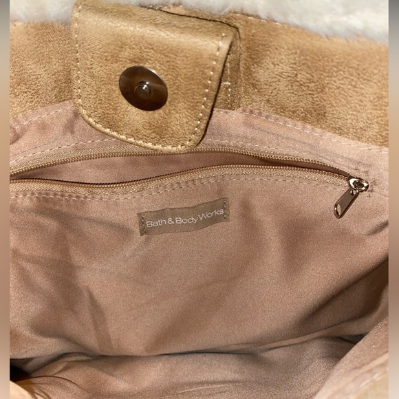 Bath and Bodyworks Bag - faux fur Tote Bag Purse - Picture 4 of 7